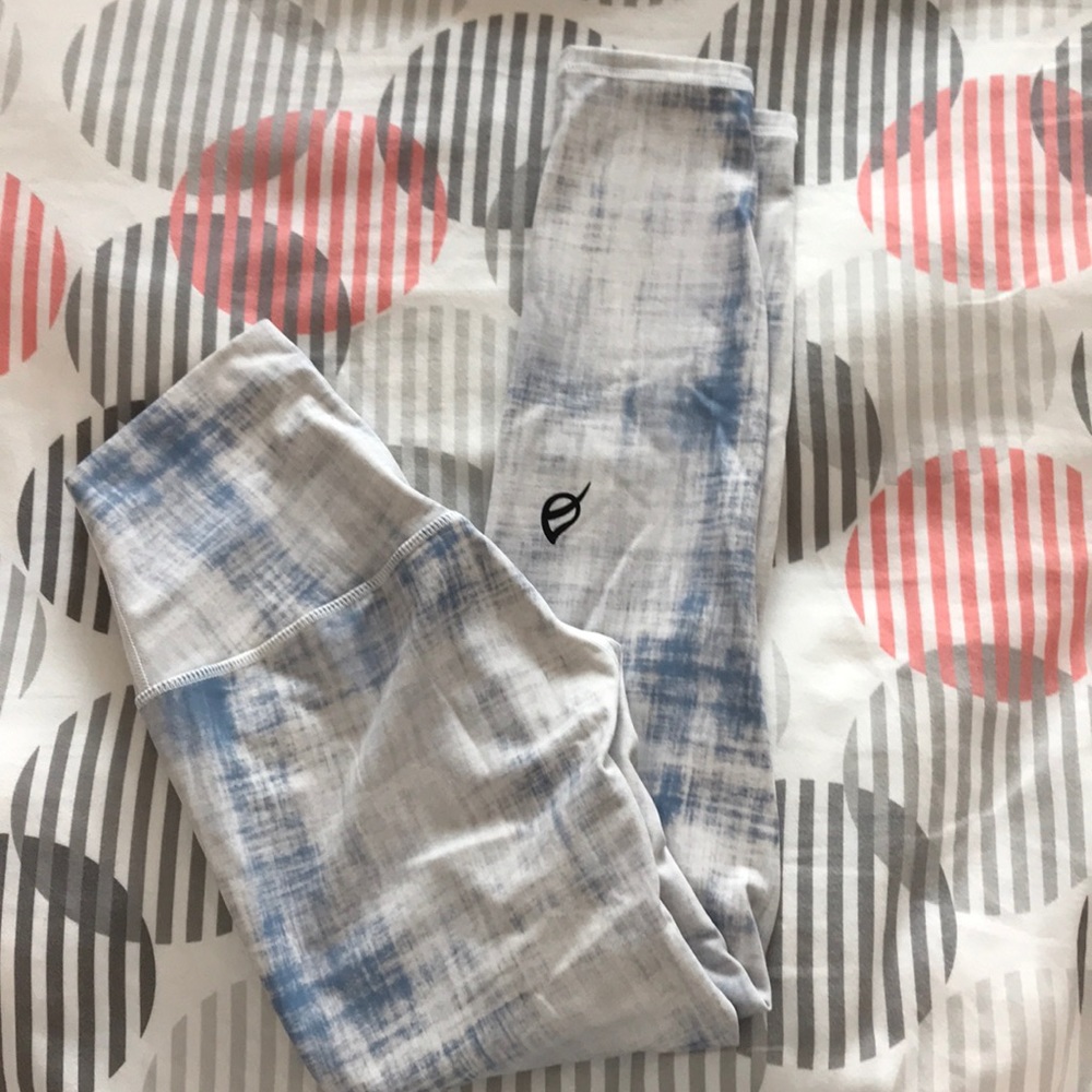 P’tula Alaina II Allure Legging Strokes of Blue